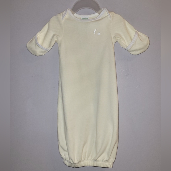 ⭐️ Vintage Gymboree Moon Stars Preemie Baby Yellow White Sleep Gown Unisex - Picture 2 of 6
